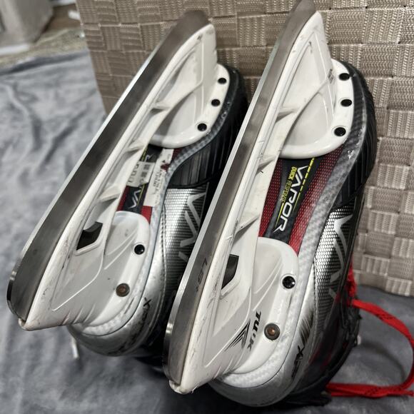 Junior Size 5 Bauer Vapor 3X Ice Hockey‎ Skates - Picture 10 of 11